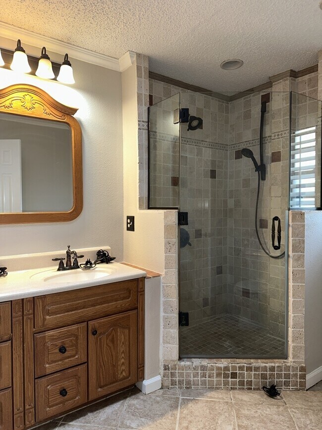 Building Photo - COUNTRY PLACE POOL HOME ON CUL-DE-SAC LOT