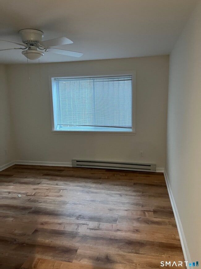 Building Photo - 143 Columbus Pl