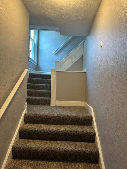 Building Photo - 48 Maytide St