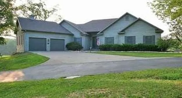 Building Photo - 264 CR 522