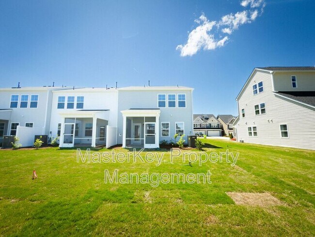 Building Photo - 212 Shingle Oak Rd