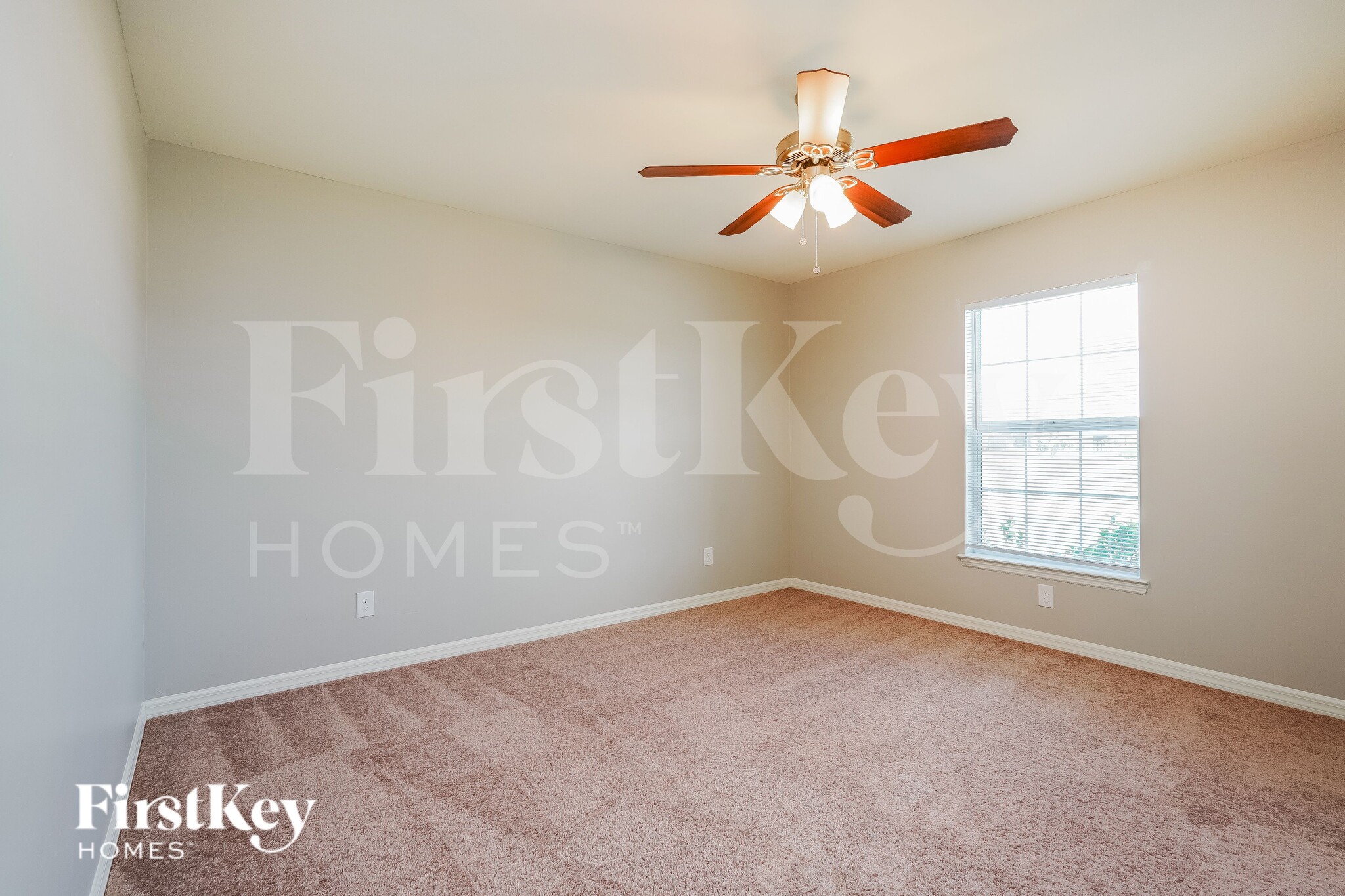 Building Photo - 2409 NW 9th Ave