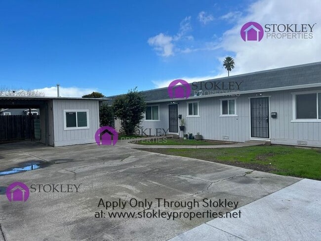 Building Photo - 35 Roberts St