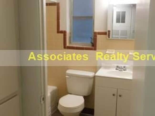 Building Photo - Adams &amp; Federici-911 &amp; 913