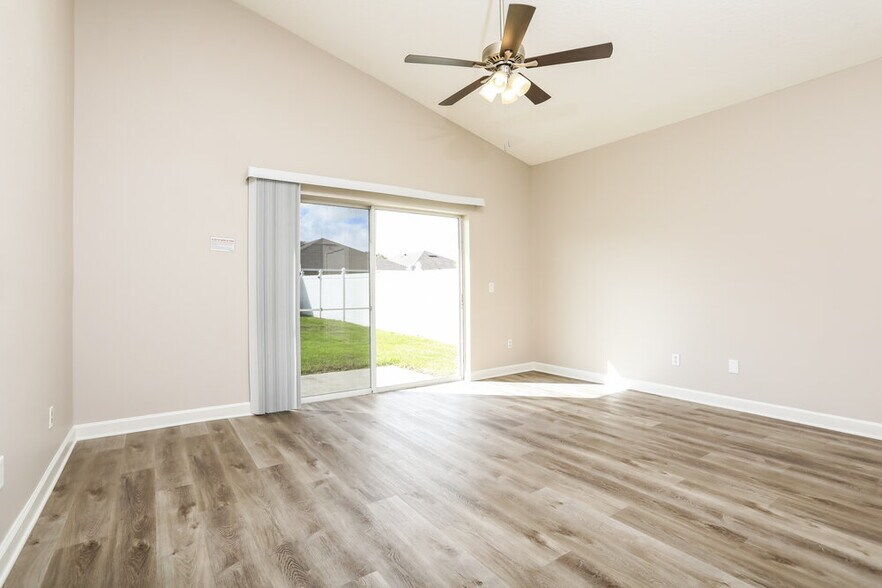 Building Photo - 4408 Creeks Run Blvd