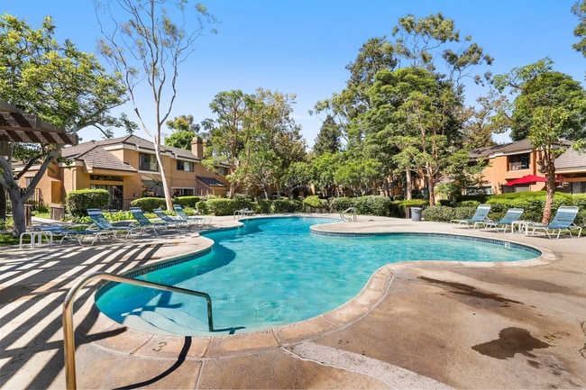 Building Photo - 16962 Westwood Ln