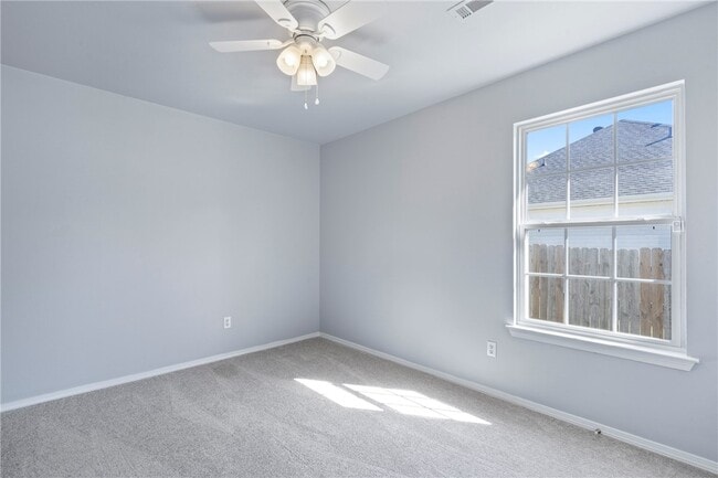 Building Photo - 607 Amanda Dr