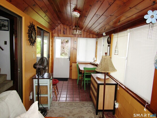 Building Photo - 53 Sea Spray Rd