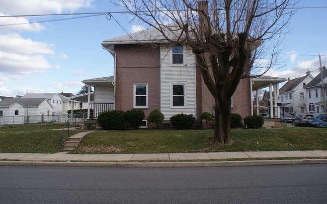 Building Photo - Fleetwood Borough Rental