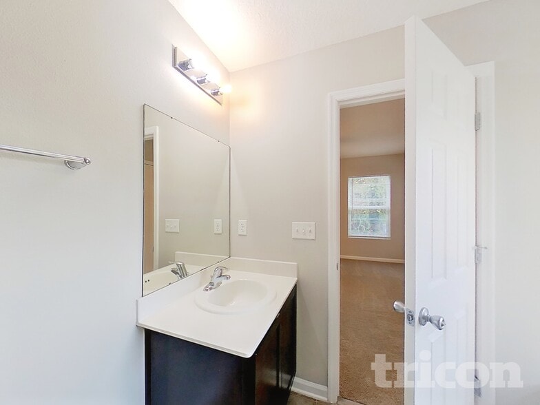 Building Photo - 1352 Biscayne Grove Ln