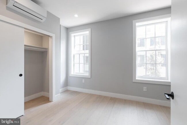 Building Photo - 1707 Rittenhouse Square