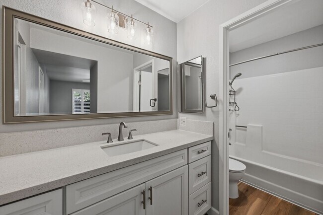 Building Photo - 4060 Rosenda Ct