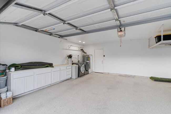 Building Photo - 2521 N 87th Way