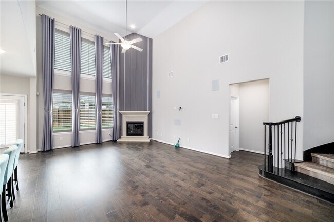 Building Photo - 18235 Winding Willow Oak Way