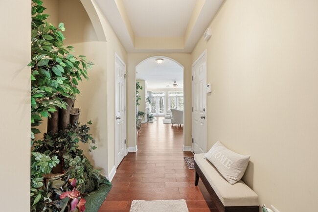 Building Photo - 4008 La Crema Dr