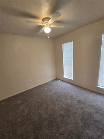 Building Photo - 877 Lexington Dr