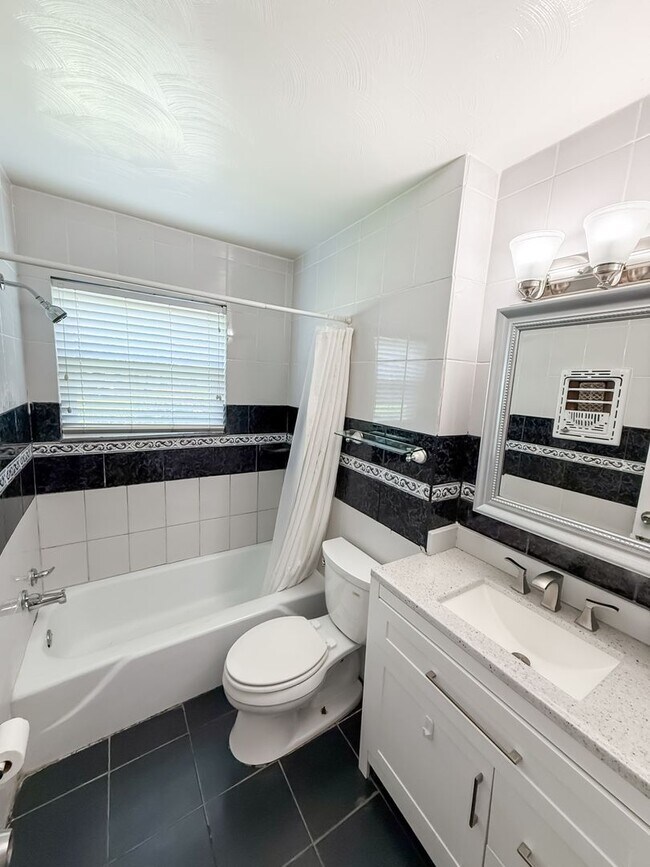 Building Photo - Charming Updated Home in Prime Irving Loca...