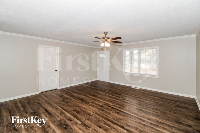 Building Photo - 1715 Straw Valley Rd