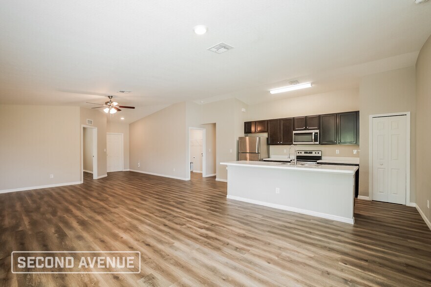 Building Photo - 2512 54th St SW