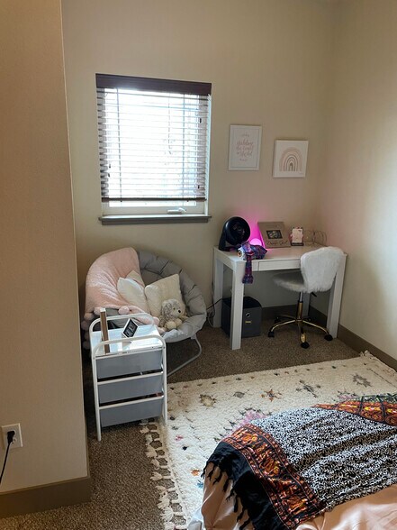 Building Photo - 504 Silverleaf Dr