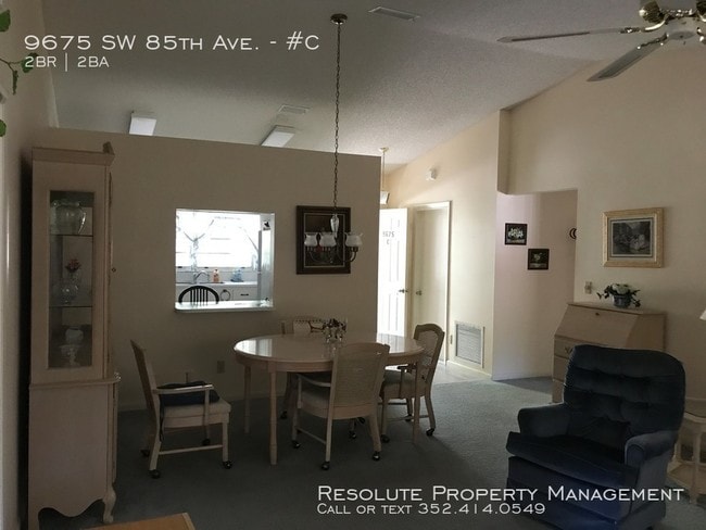 Building Photo - Fully Furnished 2/2 in On Top of the World