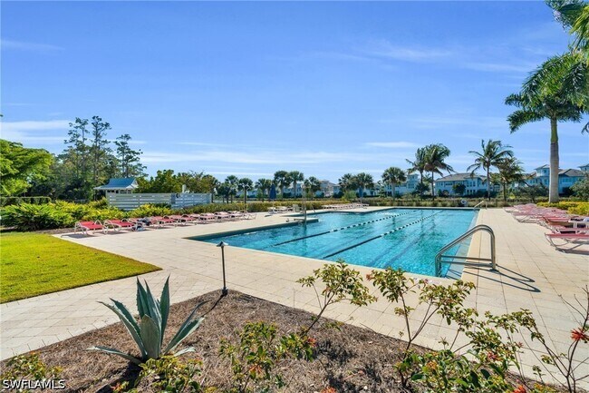 Building Photo - 7239 Saona CT