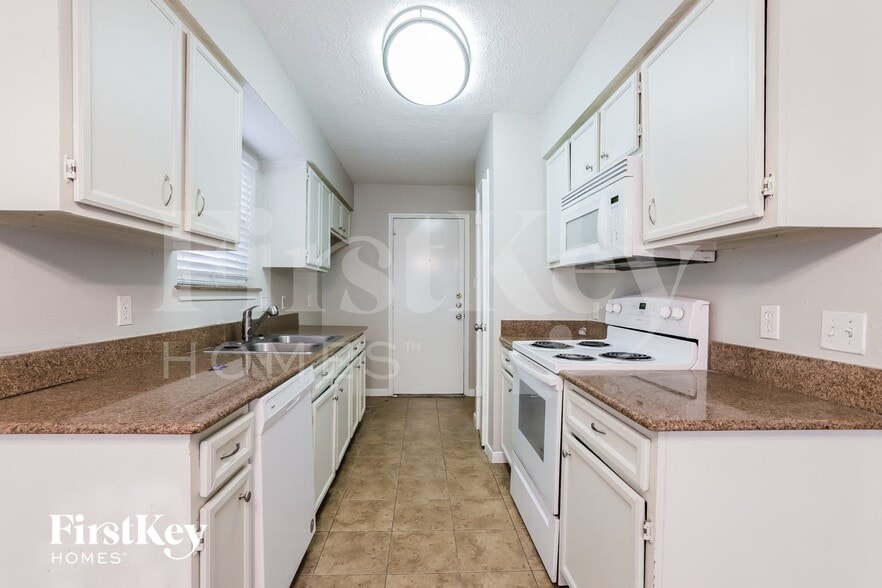 Building Photo - 4118 Algernon Dr