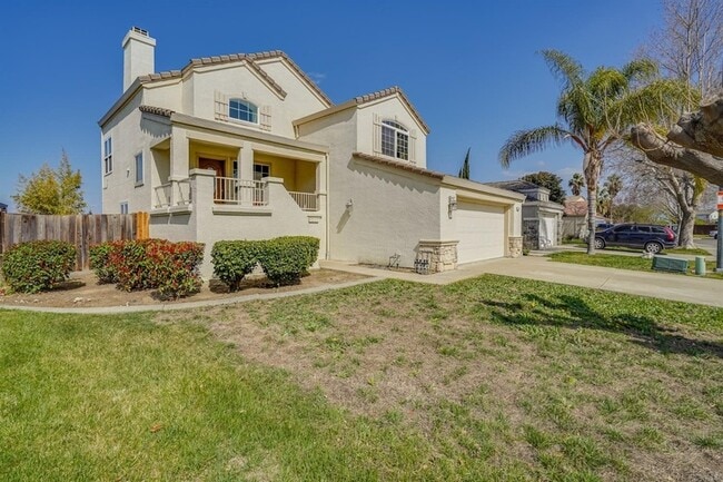 Building Photo - 1561 Spring Ct