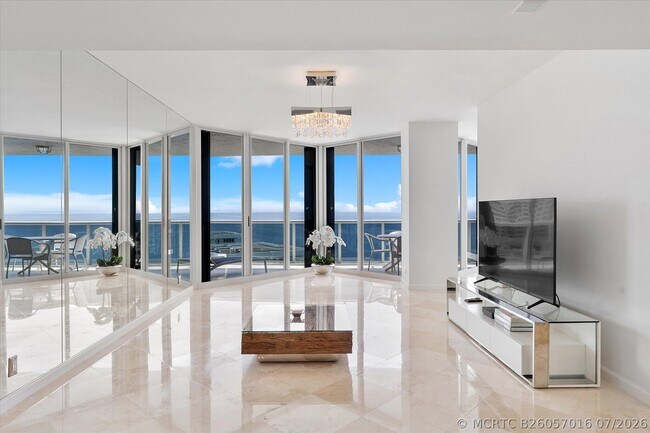 Building Photo - 3200 N Ocean Blvd