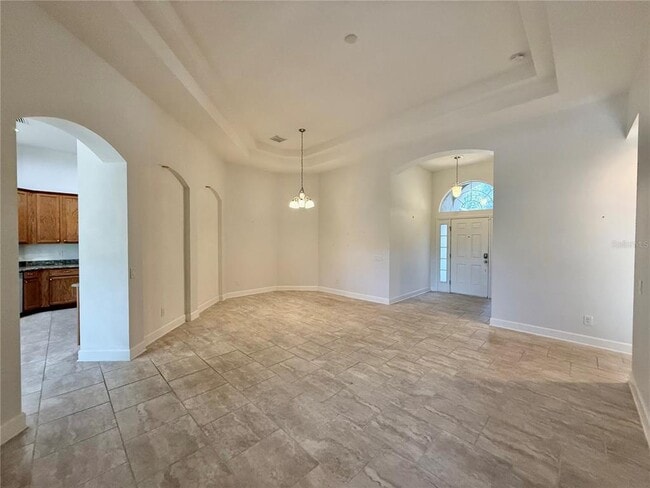 Building Photo - 10755 Rockledge View Dr