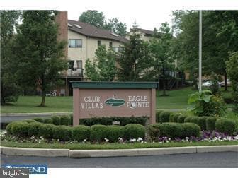 Building Photo - 1605 Augusta Cir