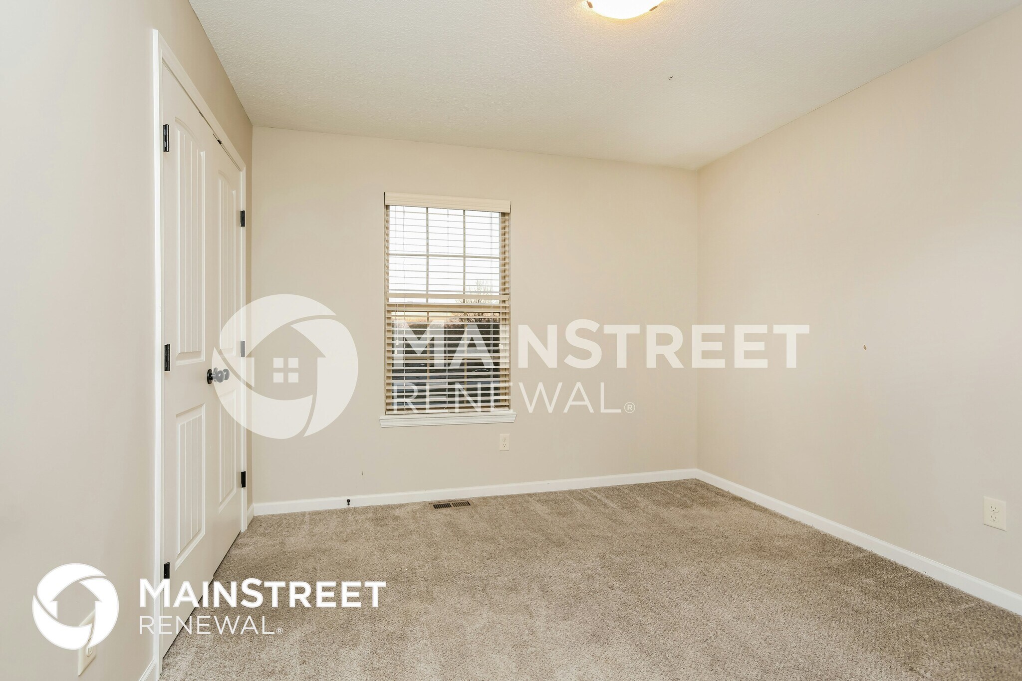 Building Photo - 709 Emerson Dr