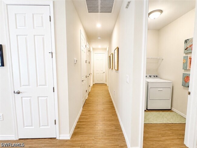 Building Photo - 1170 Tranquil Brk Dr