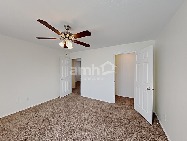 Building Photo - 4877 S 4075 W