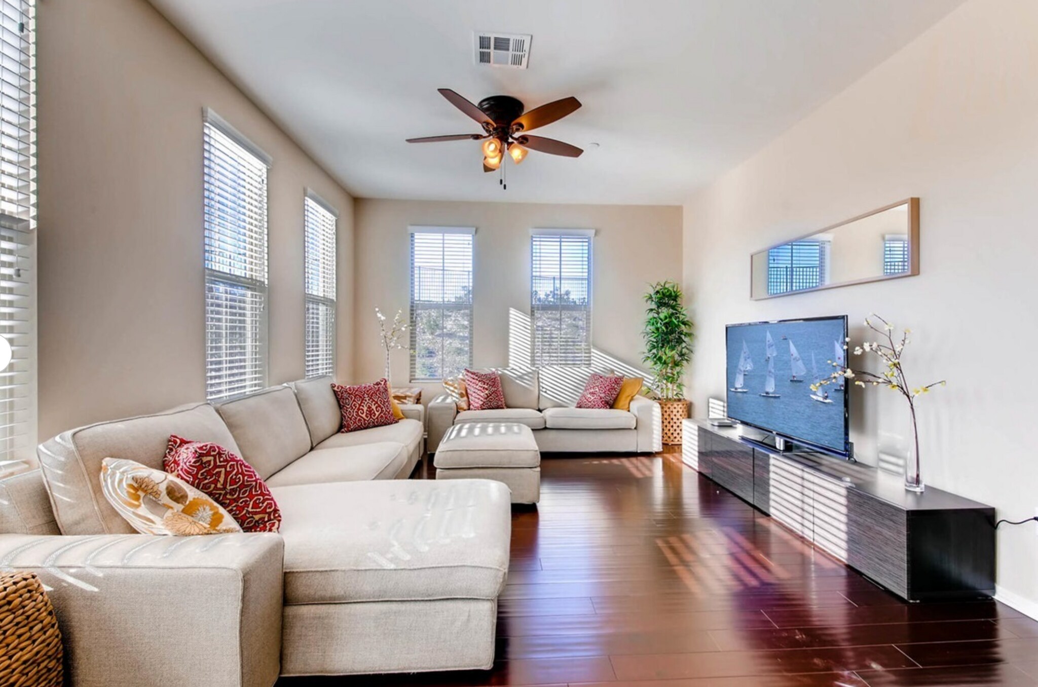 Building Photo - 6610 Canopy Ridge Ln