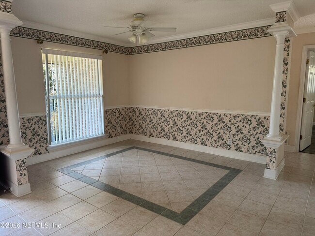 Building Photo - 577 Cody Dr
