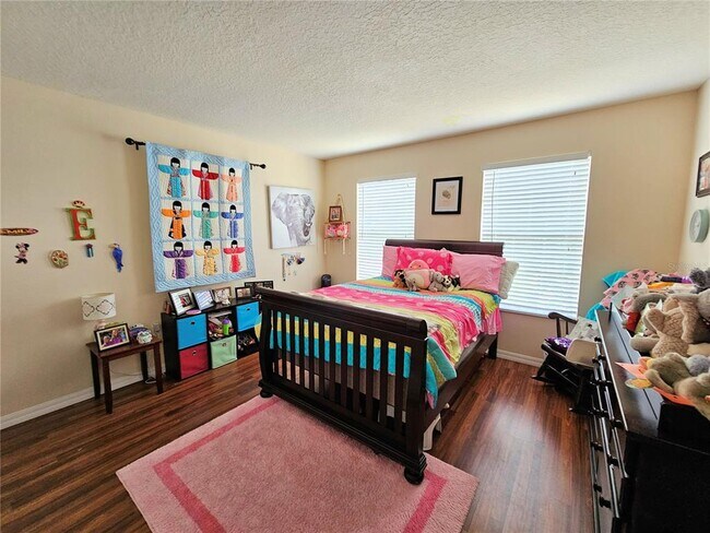 Building Photo - 718 Willett Dr