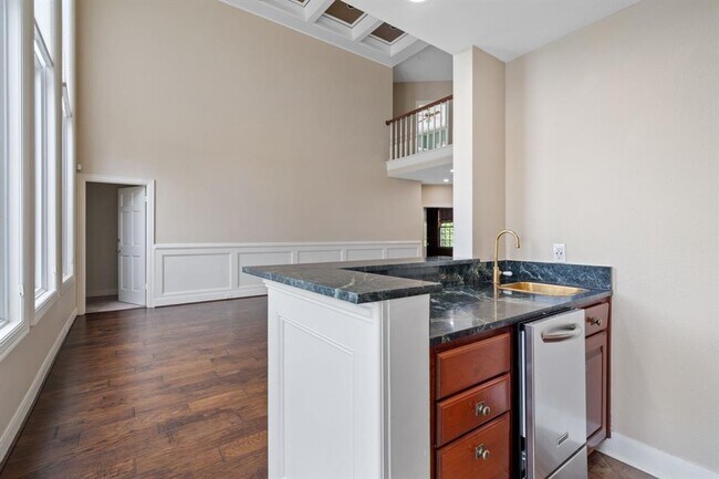 Building Photo - 91 Heathrow Ln