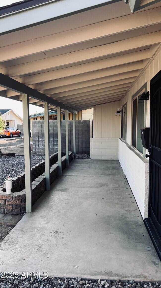 Building Photo - 1816 E Palmcroft Dr