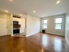 Building Photo - 3 bedroom in New York NY 10034
