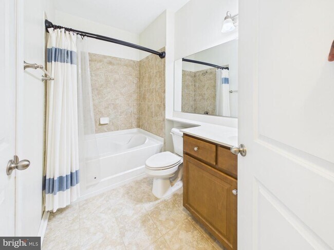 Building Photo - 3527 Piney Woods Pl