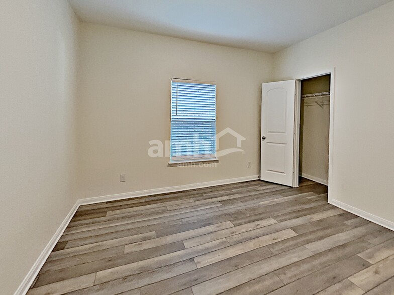 Building Photo - 7934 Cactus Plum Dr
