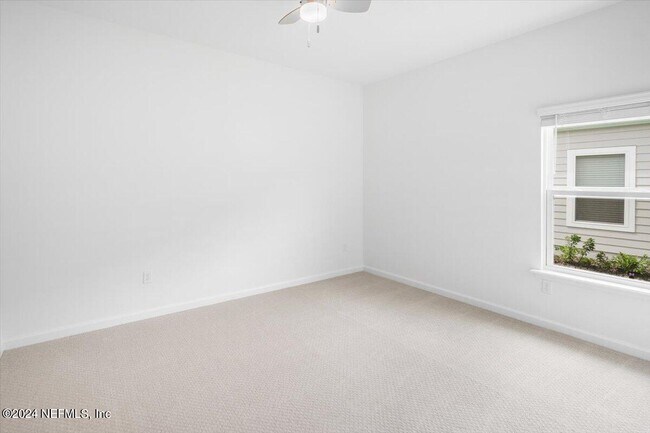 Building Photo - 24 Stargaze Ln