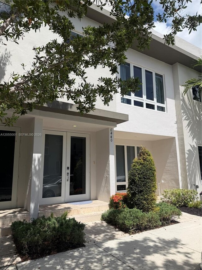 Building Photo - 6440 NW 103rd Psge