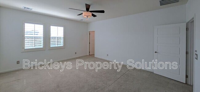 Building Photo - 2632 S Tobin