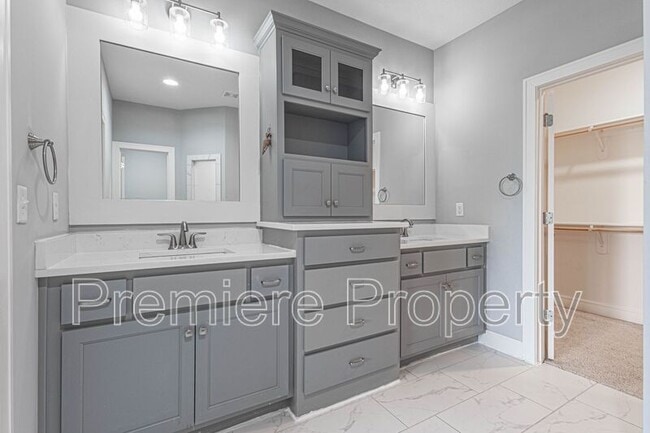 Building Photo - 21470 W 116th Pl