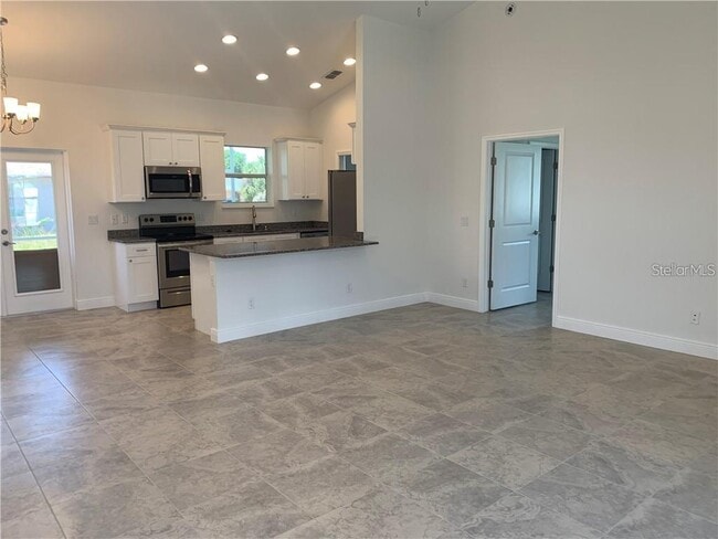 Building Photo - 266 Rockwood St NW