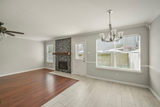 Building Photo - 11 Verbena Bend Pl