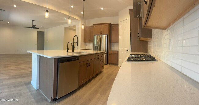 Building Photo - 4808 W Stargazer Pl