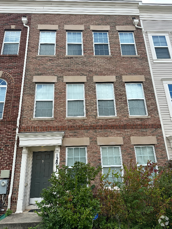 Building Photo - 12811 Brickyard Blvd